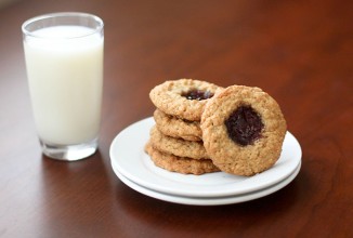 Овсяное печенье с джемом