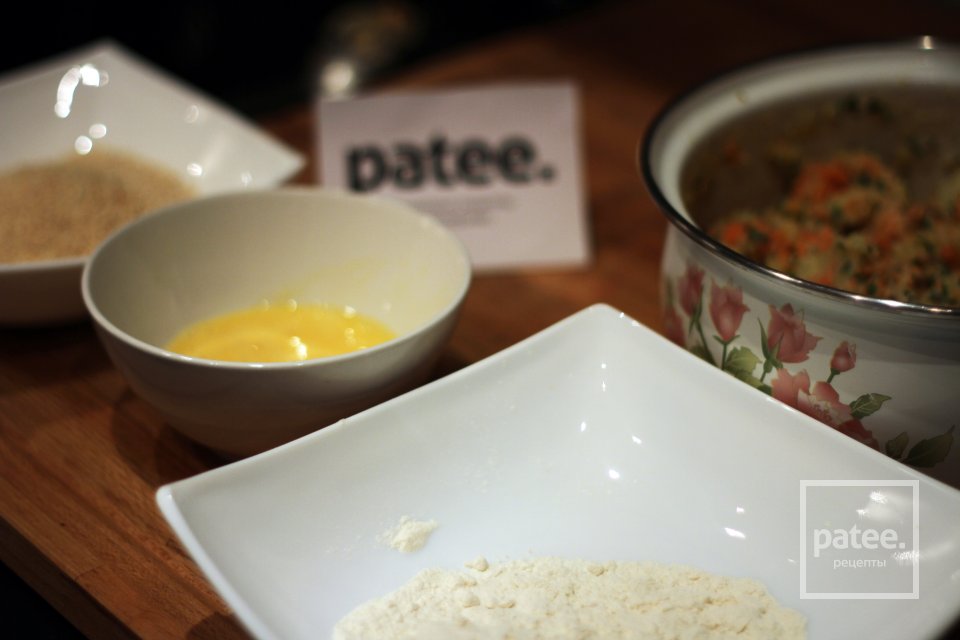 Пирожные из лосося на лаймовой подушке с каперсами. - Шаг 8