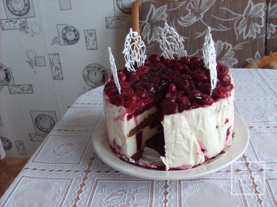 торт "Вишнёвый сюрприз" - Шаг 8