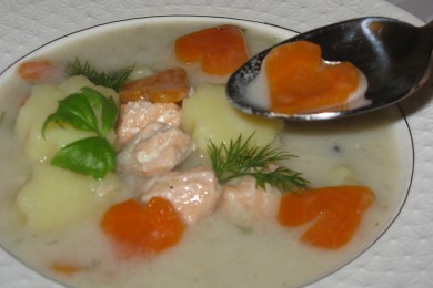 СЕРДЕЧНАЯ ИСТОРИЯ: Суп финский из лосося со сливками - приготовление