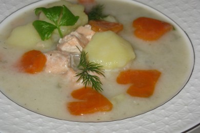 СЕРДЕЧНАЯ ИСТОРИЯ: Суп финский из лосося со сливками - приготовление