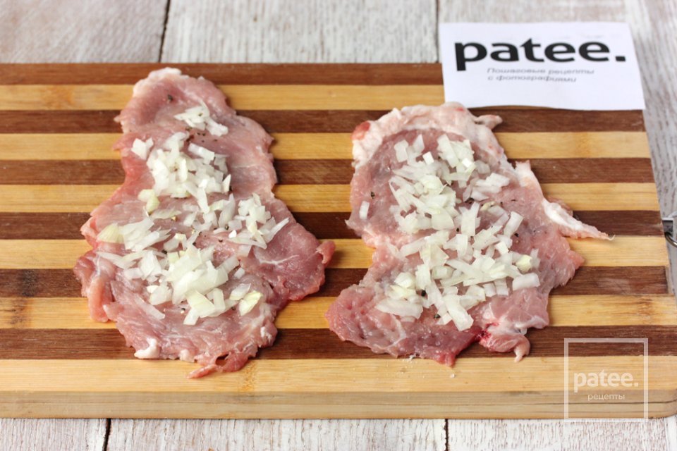 Рулетики из свинины с брынзой - Шаг 7