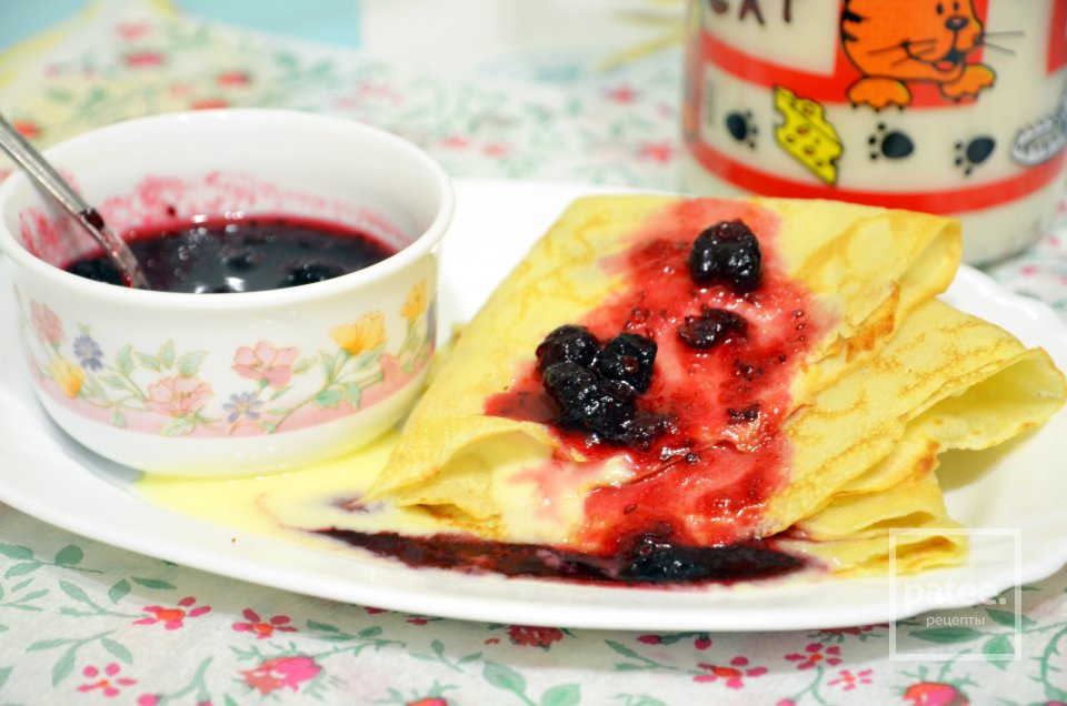 Налистники с кремом маскарпоне и клюквой - Шаг 13