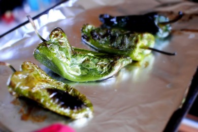 Фаршированные перцы чили - приготовление