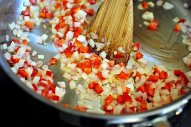 Фаршированные перцы чили - приготовление