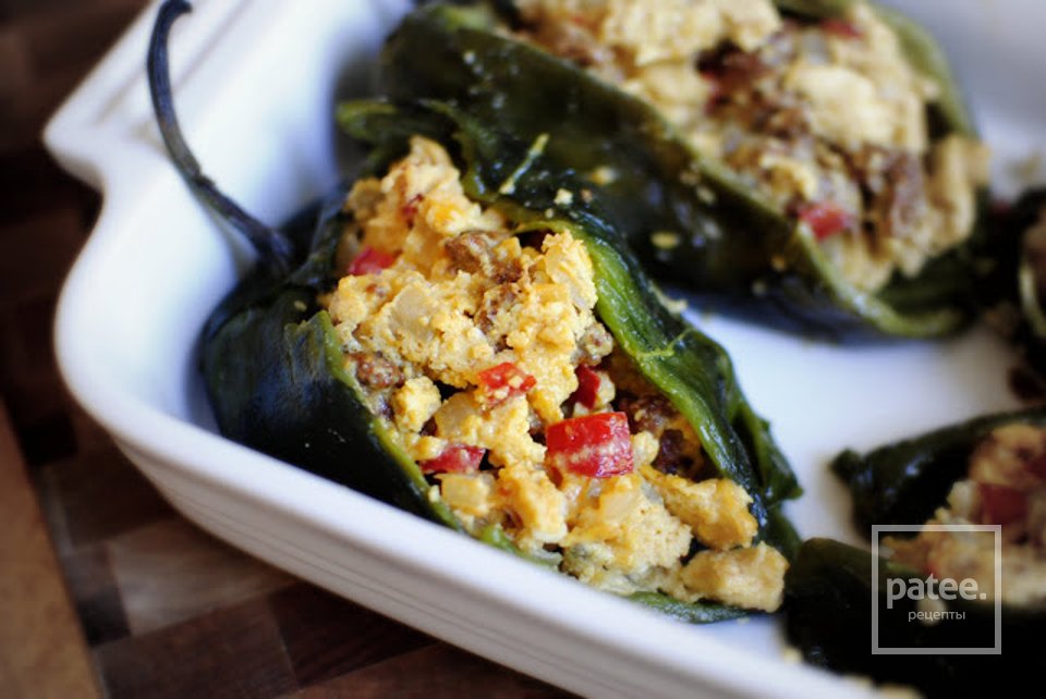 Фаршированные перцы чили - Шаг 11