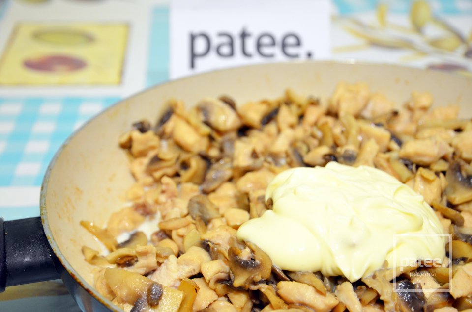 Жюльен с курицей и грибами - Шаг 6