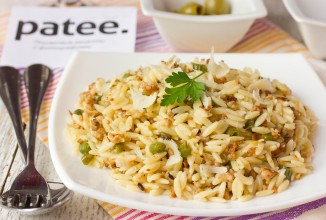 Паста ризони с куриным фаршем и стручковой фасолью