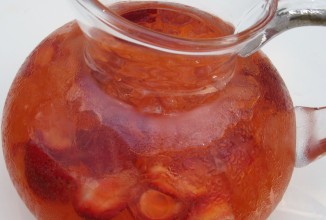 Клубничный лимонад