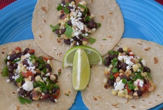 Тако с фасолью и кукурузой