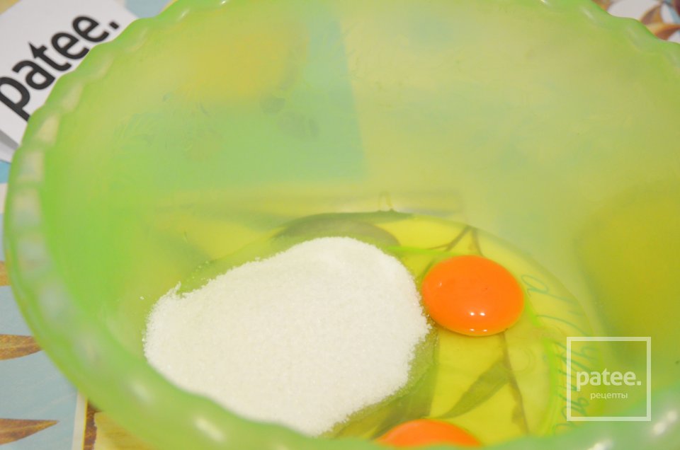 Творожная запеканка с черносливом и ванильным пудингом - Шаг 1