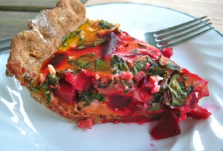 Киш со свеклой и базиликом