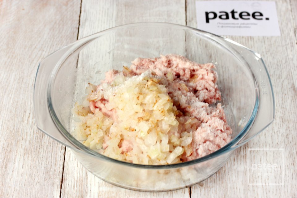 Голубцы по-домашнему из пекинской капусты - Шаг 5