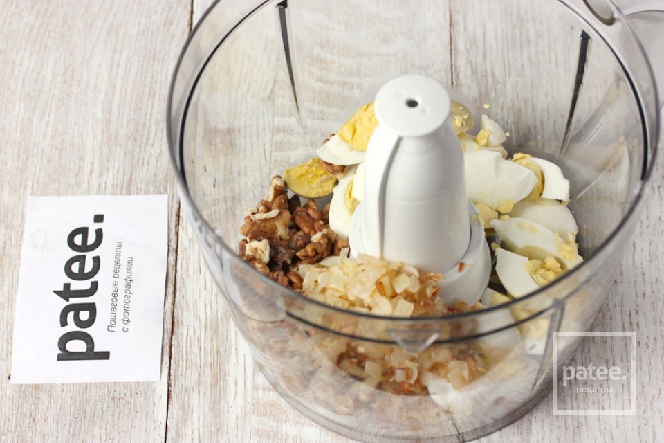 Паштет из грецких орехов и яиц - Шаг 5