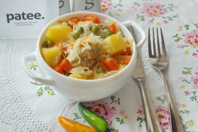 Рецепт Фрикадельки с овощным рагу
