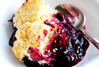 Ягодный коблер