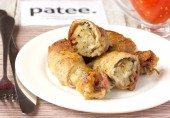 Свиные рулетики с шампиньонами и салом