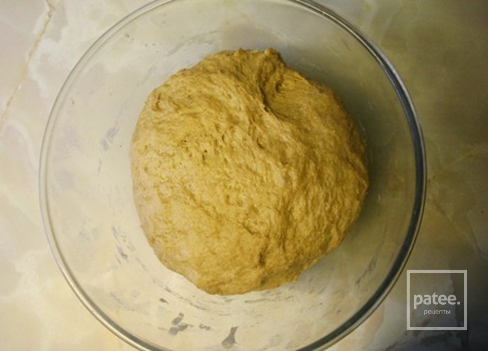 Рулеты с яблоками и сливами - Шаг 5