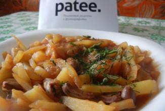 Тушёные куриные сердечки с картошкой