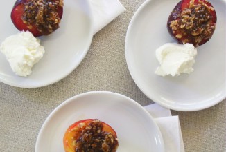 Запеченные сливы с маскарпоне