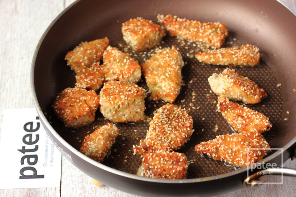 Маринованное куриное филе, обжаренное в кунжутной панировке - Шаг 15