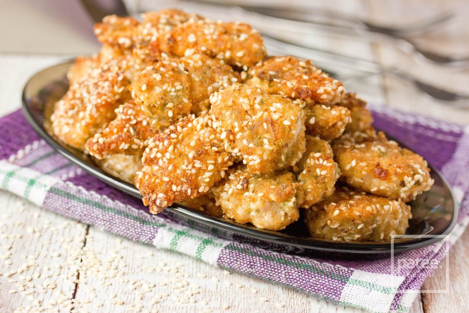 Маринованное куриное филе, обжаренное в кунжутной панировке - Шаг 17