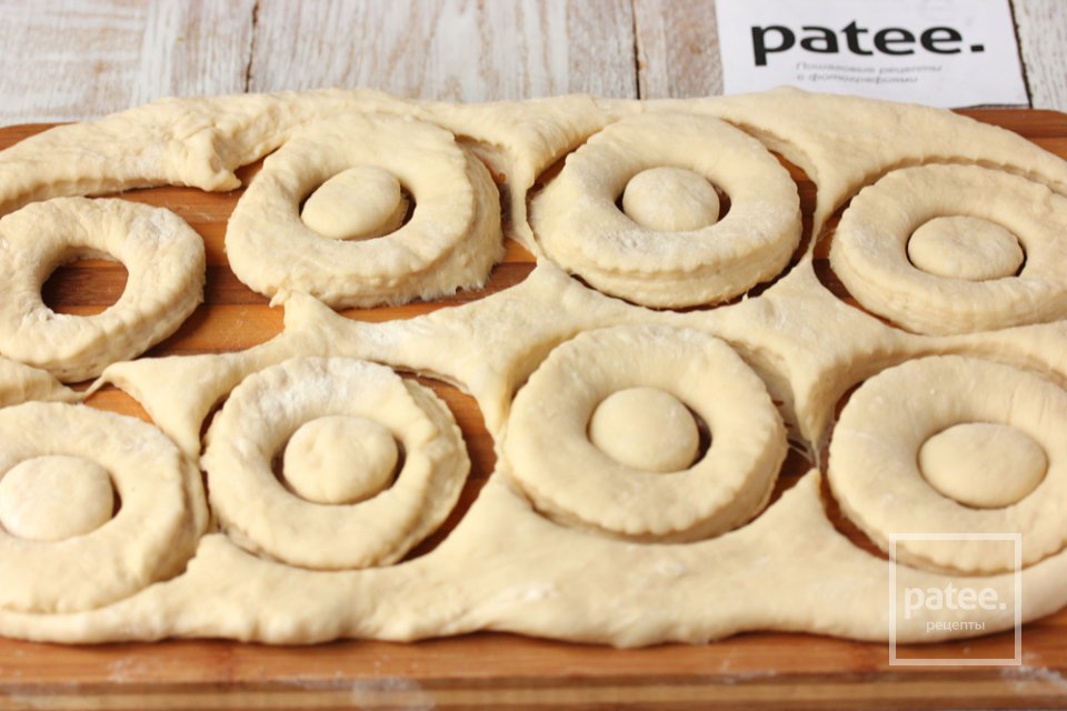 Воздушные пончики из дрожжевого теста - Шаг 15