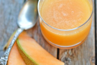 Дынный коктейль с имбирем