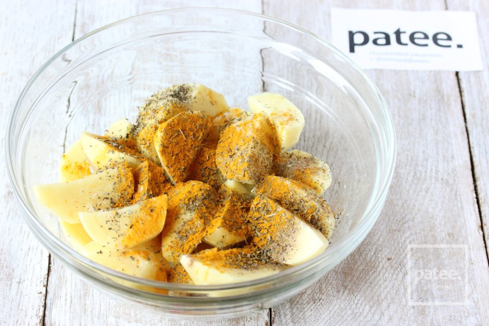 Пряный золотистый картофель - Шаг 5