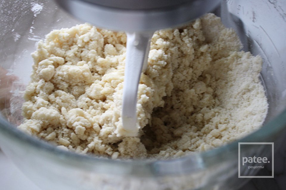 Кексы с вишней и миндалем - Шаг 7