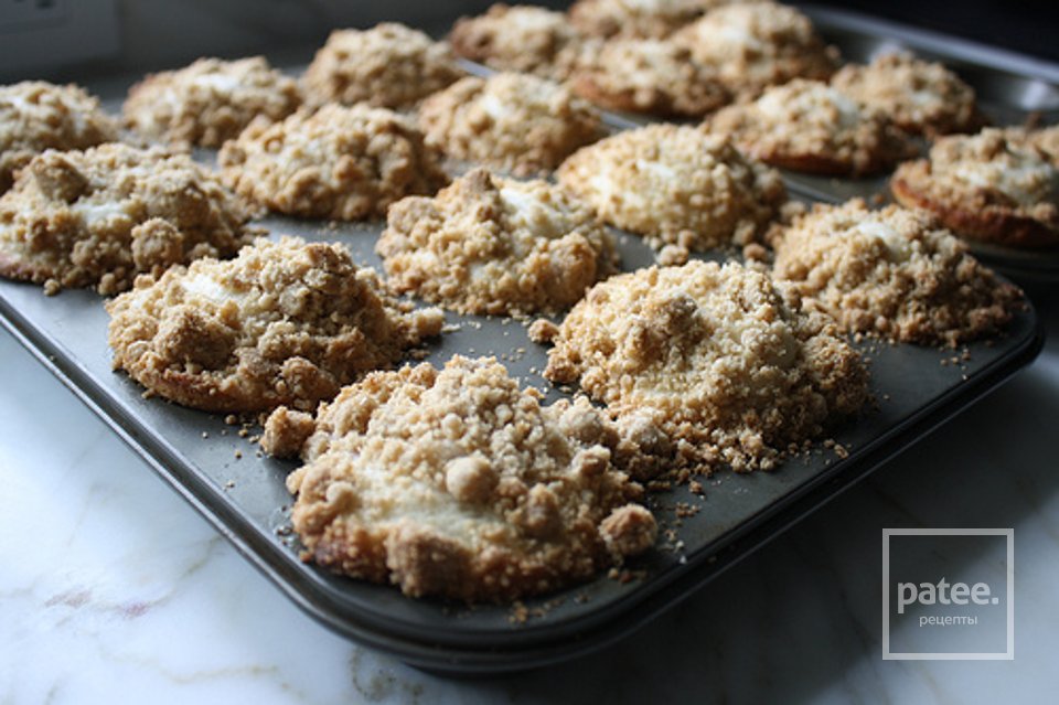 Кексы с вишней и миндалем - Шаг 15