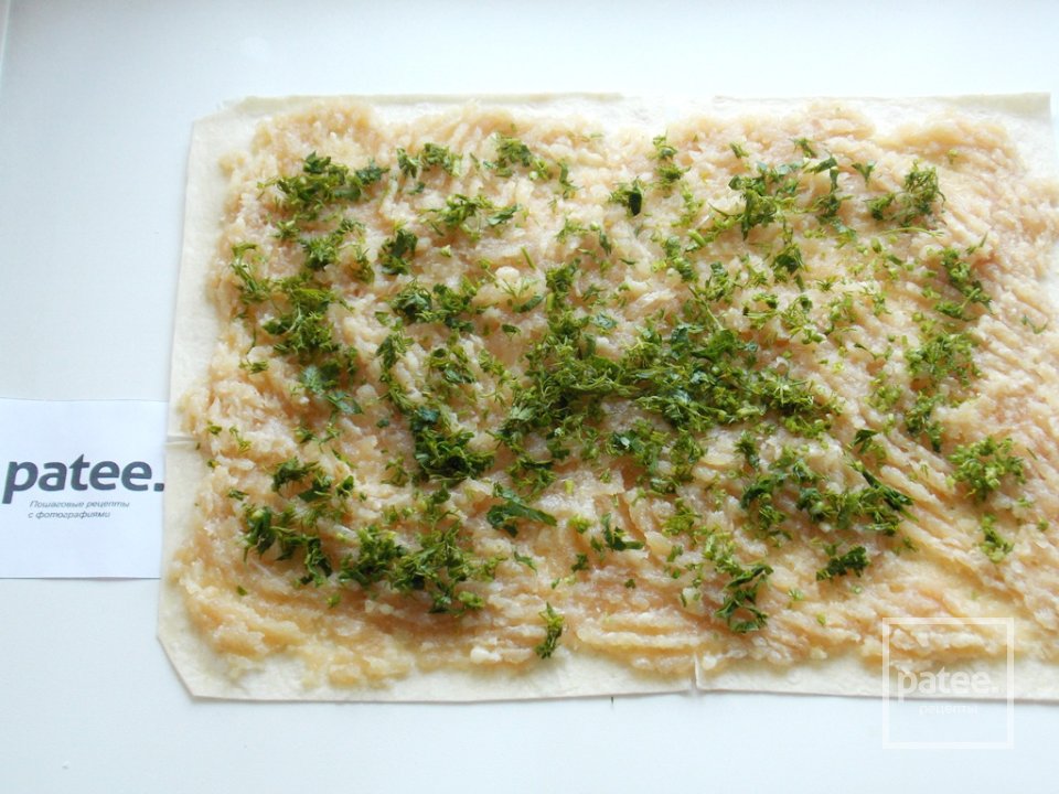 Запеченный рулет из лаваша с мясом и грибами - Шаг 13