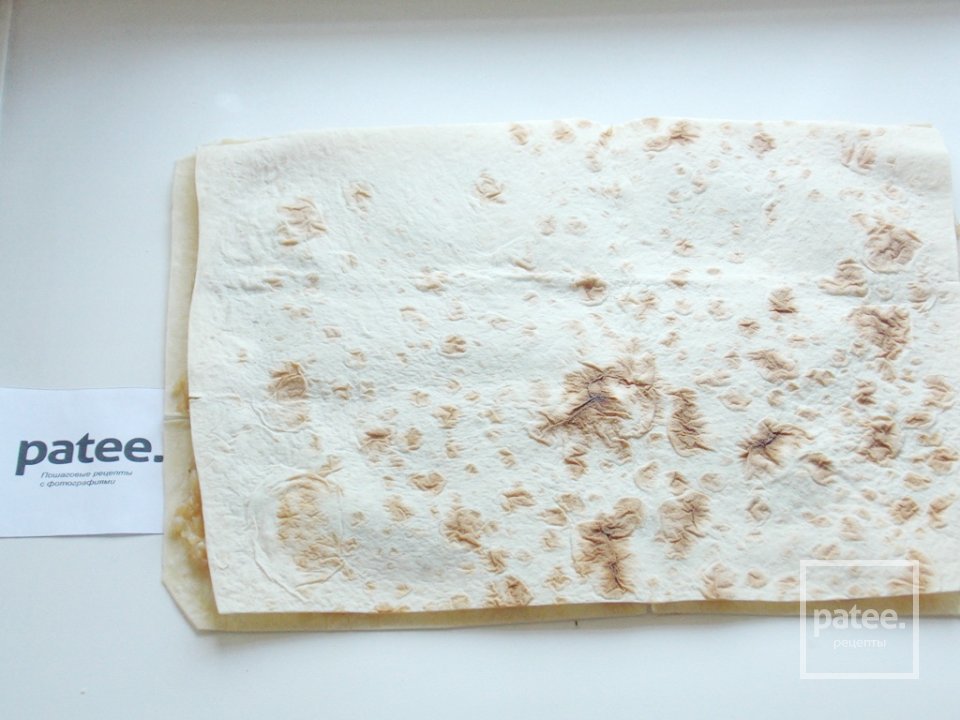 Запеченный рулет из лаваша с мясом и грибами - Шаг 14