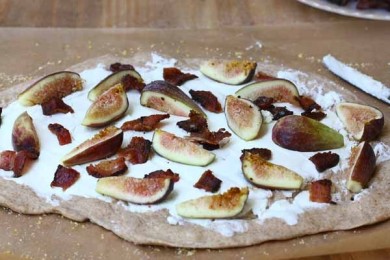 Пицца с инжиром - приготовление