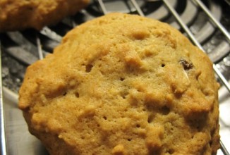 Печенье с изюмом и орехами