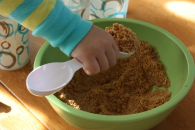 Малиновые чизкейки на палочках - приготовление