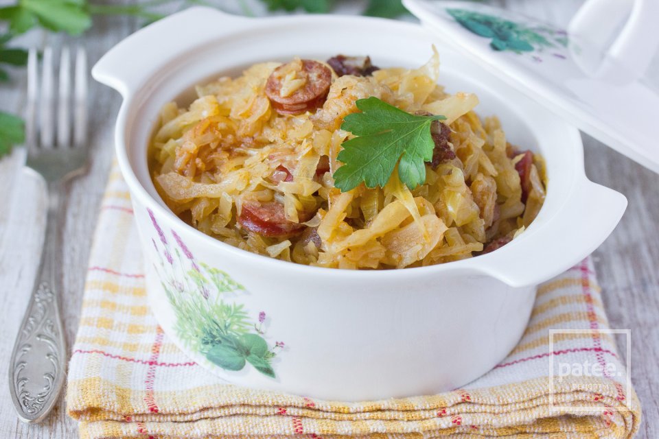 Капуста, тушенная с баварскими колбасками - Шаг 14