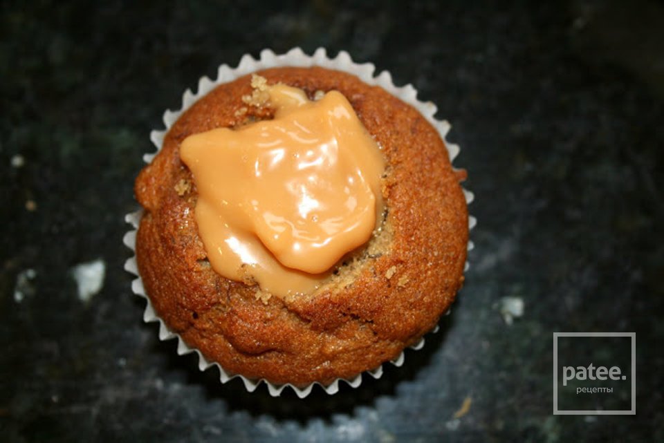 Кексы со взбитыми сливками - Шаг 9