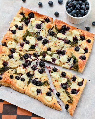 Пицца с черникой - Шаг 9