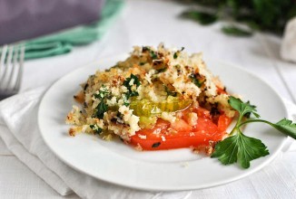 Салат из помидоров с сыром