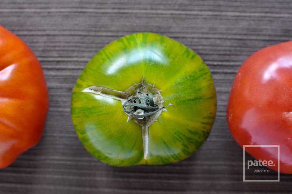 Салат из помидоров с сыром - Шаг 2