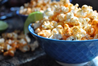 Попкорн с копченой паприкой