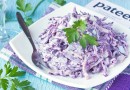 Салат с краснокочанной капустой и колбасой