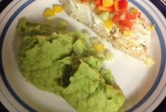 Картофельное пюре с зеленым горошком