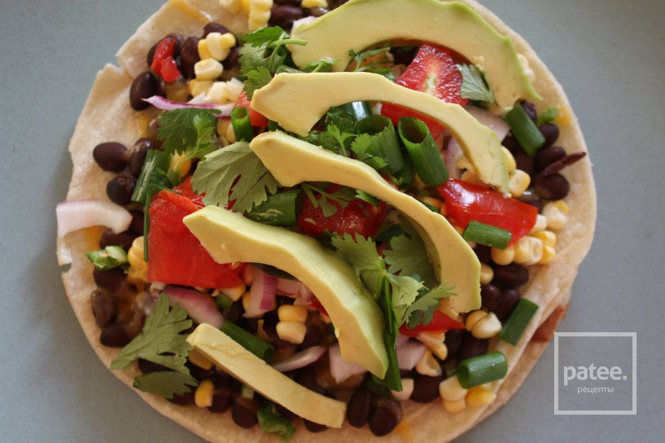 Тостада с фасолью - Шаг 7