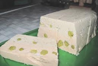 Террин из курицы с зеленым горошком