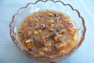 Карамельный сироп с орехами