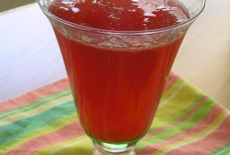 Вишневый коктейль из лаймового сока