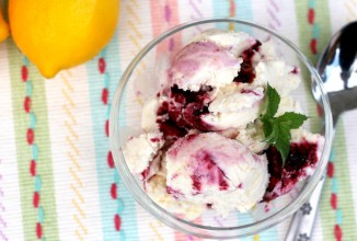 Лимонно-ежевичное мороженое