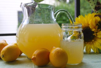 Ромашковый лимонад